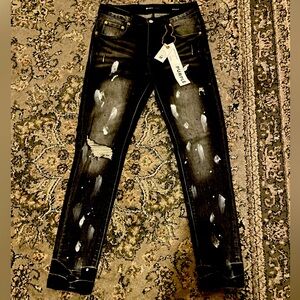 Is a purple jeans size 30 color, black, a little bit of weight